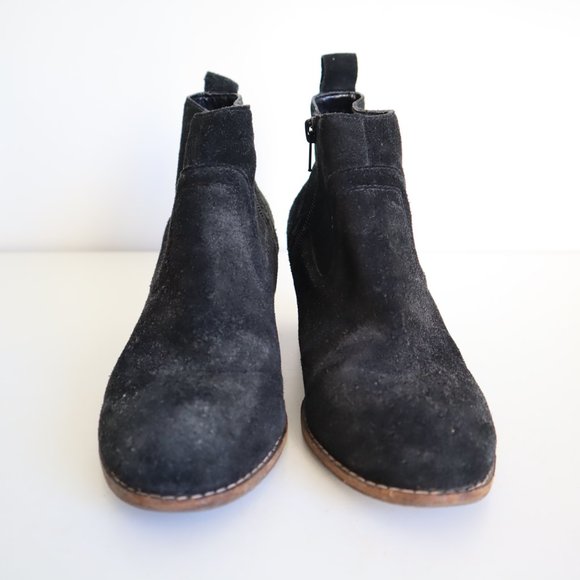 Dolce Vita Black Suede Stacked Heel Ankle Boots, Size 6 - Picture 3 of 11